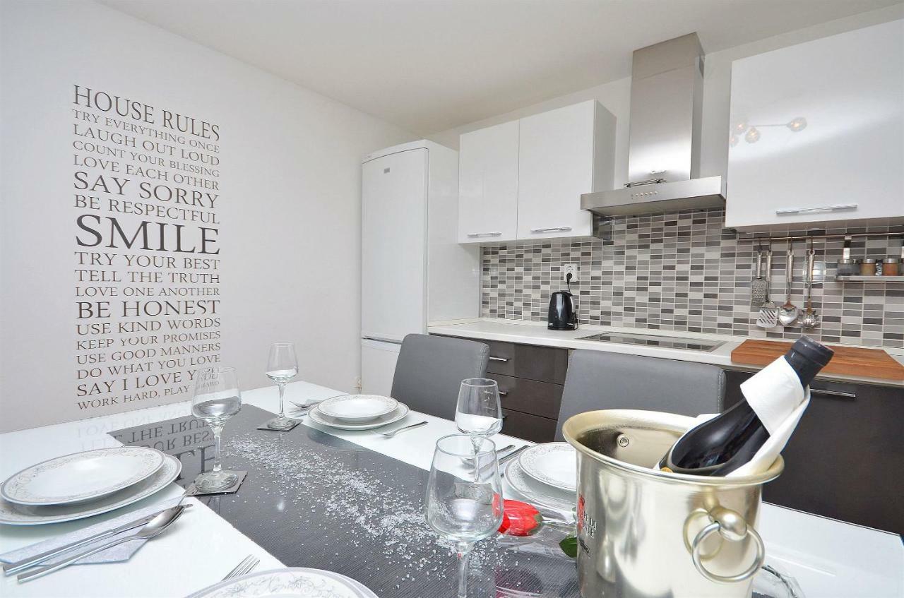 Apartamento Matija Šibenik Exterior foto