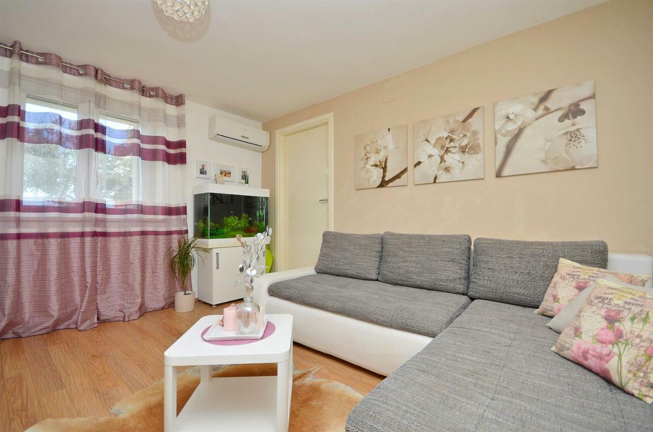 Apartamento Matija Šibenik Exterior foto